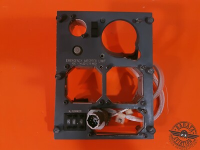 5489316-9 Standby Instruments Panel