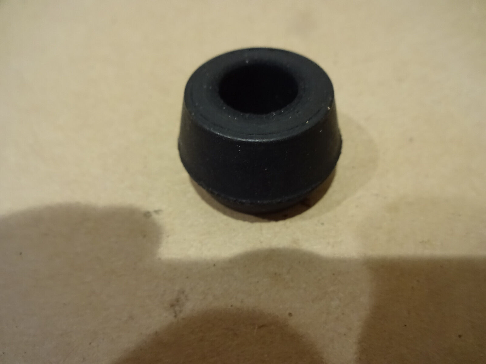 Ferrari 208,308,328,348,512,Mondial,Testarossa- Rubber Block Ferrari 208,308,328,348,512,Mondial,Testarossa- Rubber Block