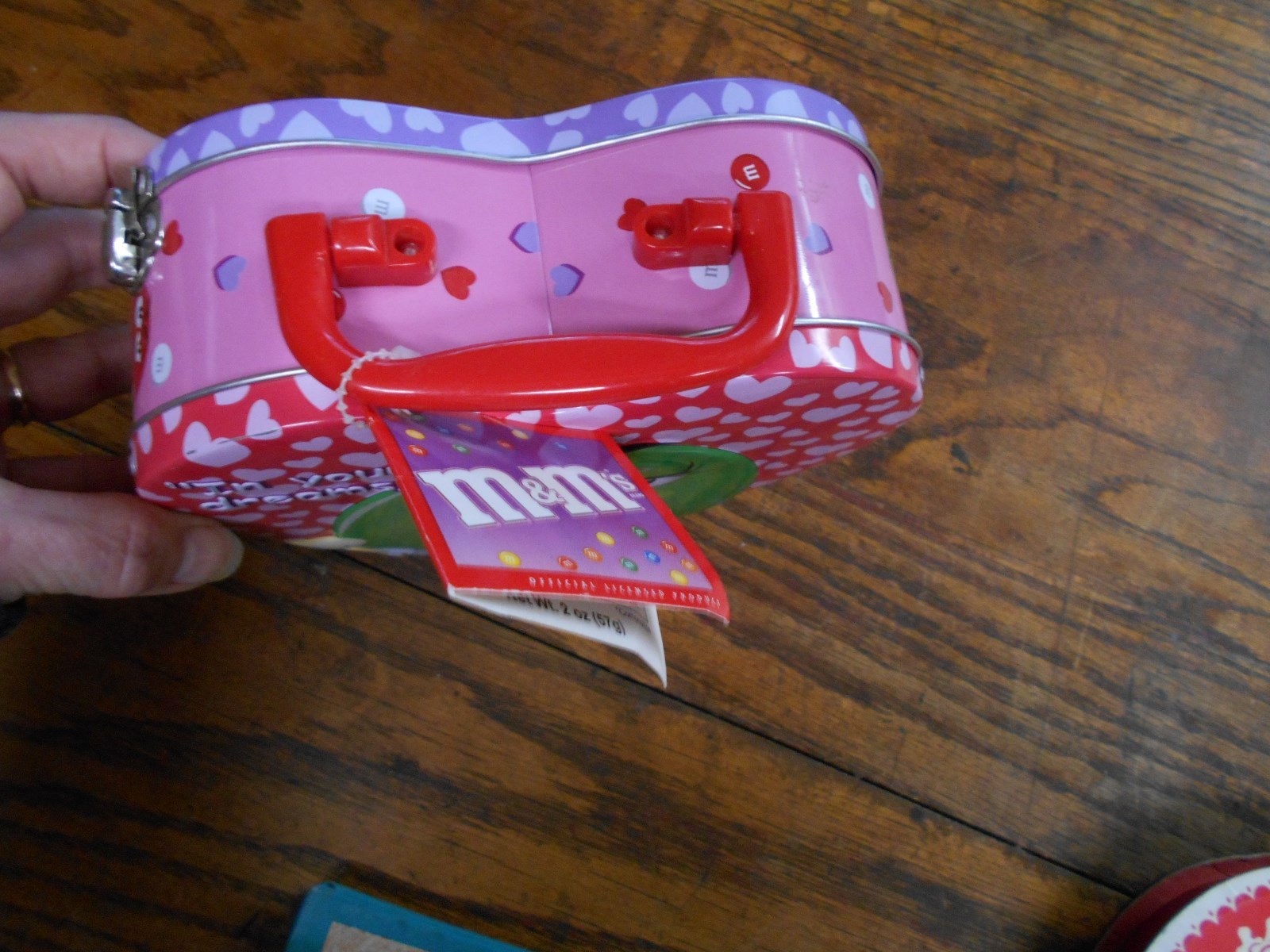 2001 metal Be Mine Valentine M & M storage tin heart w snap closure & handle