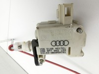 Audi A3 8P 08-10 Cabrio ZV Stellmotor Heckklappe Heckklappenschloss Audi A3 8P 08-10 27.04.2009 8P7862153... Vorschau 4