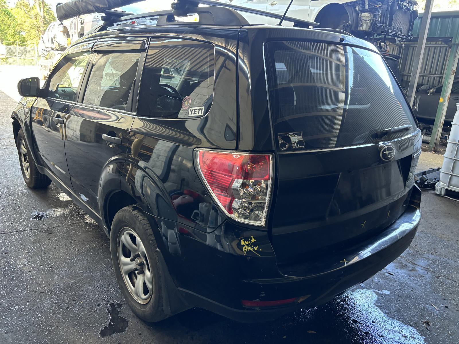 2011 Subaru Forester LEFT DOOR MIRROR SH BLACK NON FLASHER NON HEATED SMALL TYPE image 7