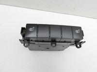 Mercedes A200 W169 04-08 Schalter Sitzheizung Links Rechts Mercedes A200 W169 04-08 12.08.2005 A1698204010... Vorschau 2