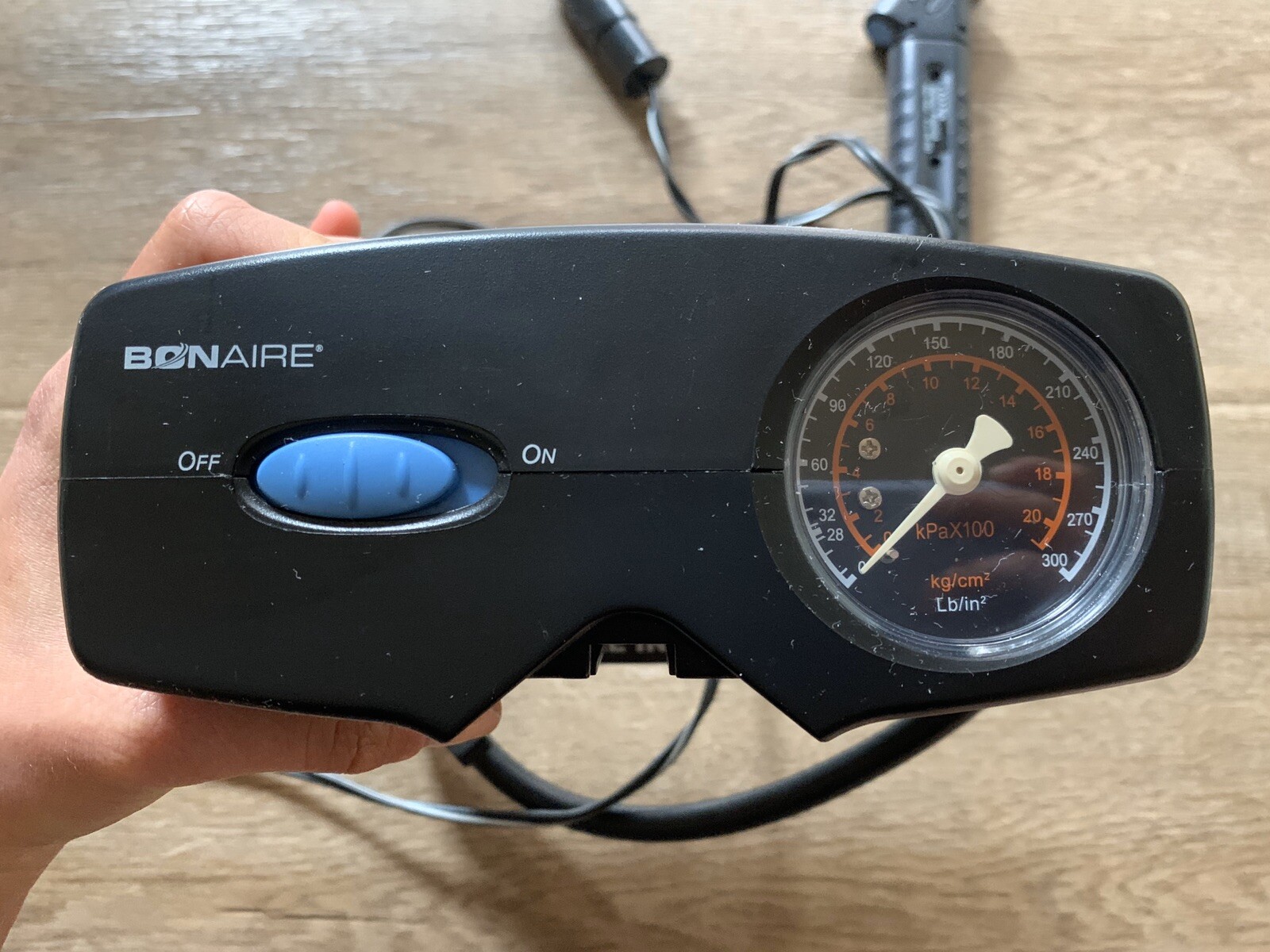 Bonaire 12 Volt Air Compressor Inflator With Digital Tire Gauge
