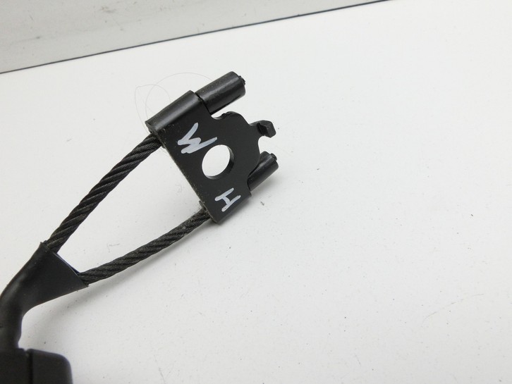 VW Golf Plus 5M 08-14 Gurtschloss Mitte Hinten VW Golf Plus 5M 08-14 24.07.2009 5M0857740B 33054312 gebraucht Vorschau 3