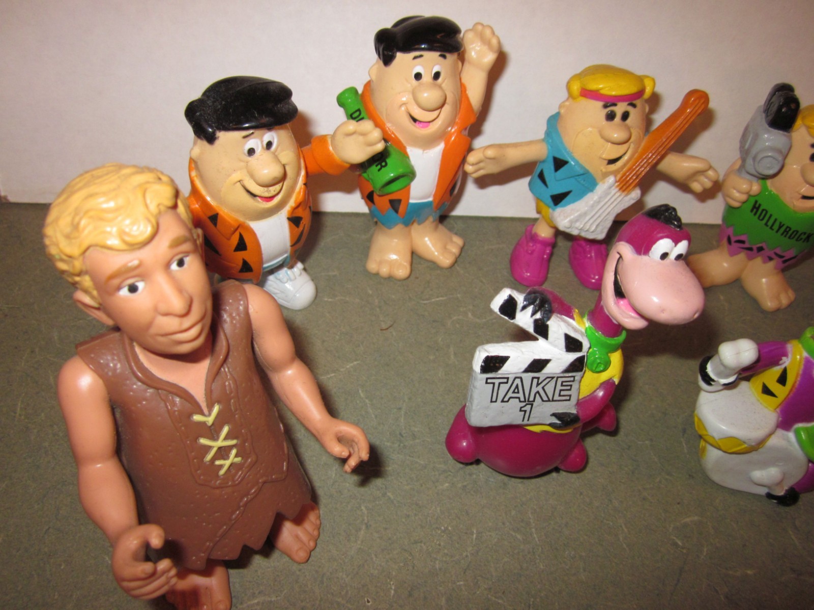 The Flintstones Figurines Lot - FRED, BARNEY, DINO - 1991