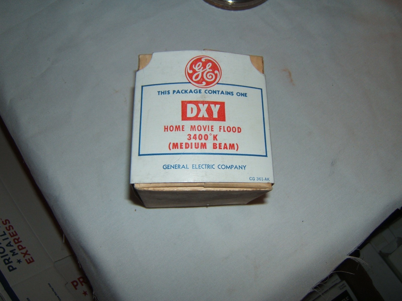 GE DXY Home Movie Flood Light Bulb Lamp Medium Beam 650W 120V General Electric