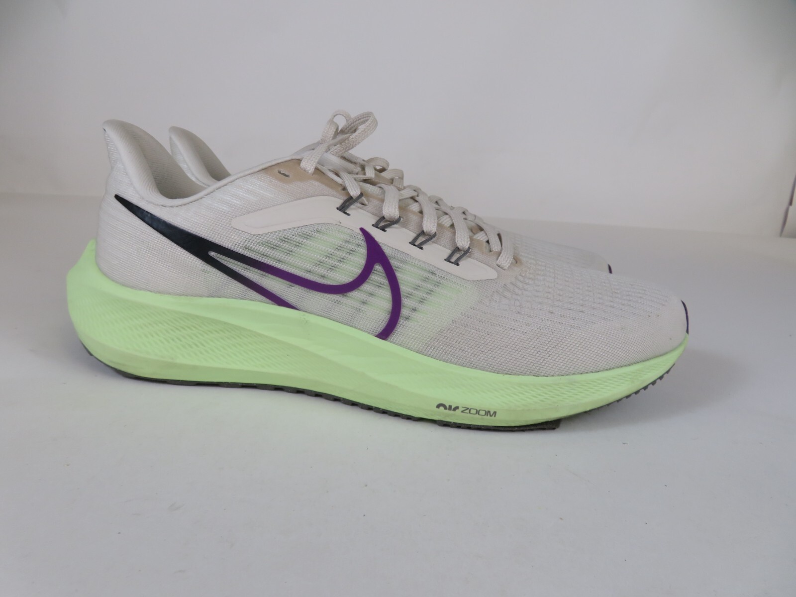 Nike Air Zoom Pegasus 39 サイズ10 Nike Air Zoom Pegasus 39 Mens 10 Shoes Beige Green DH4071