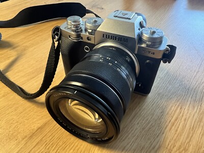 Fujifilm X-T4 26.1 MP Mirrorless Camera  with 16-80mm Lens
