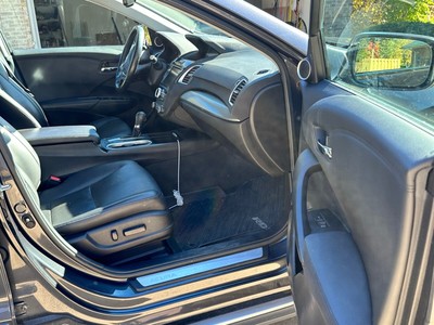 image 10 of interior