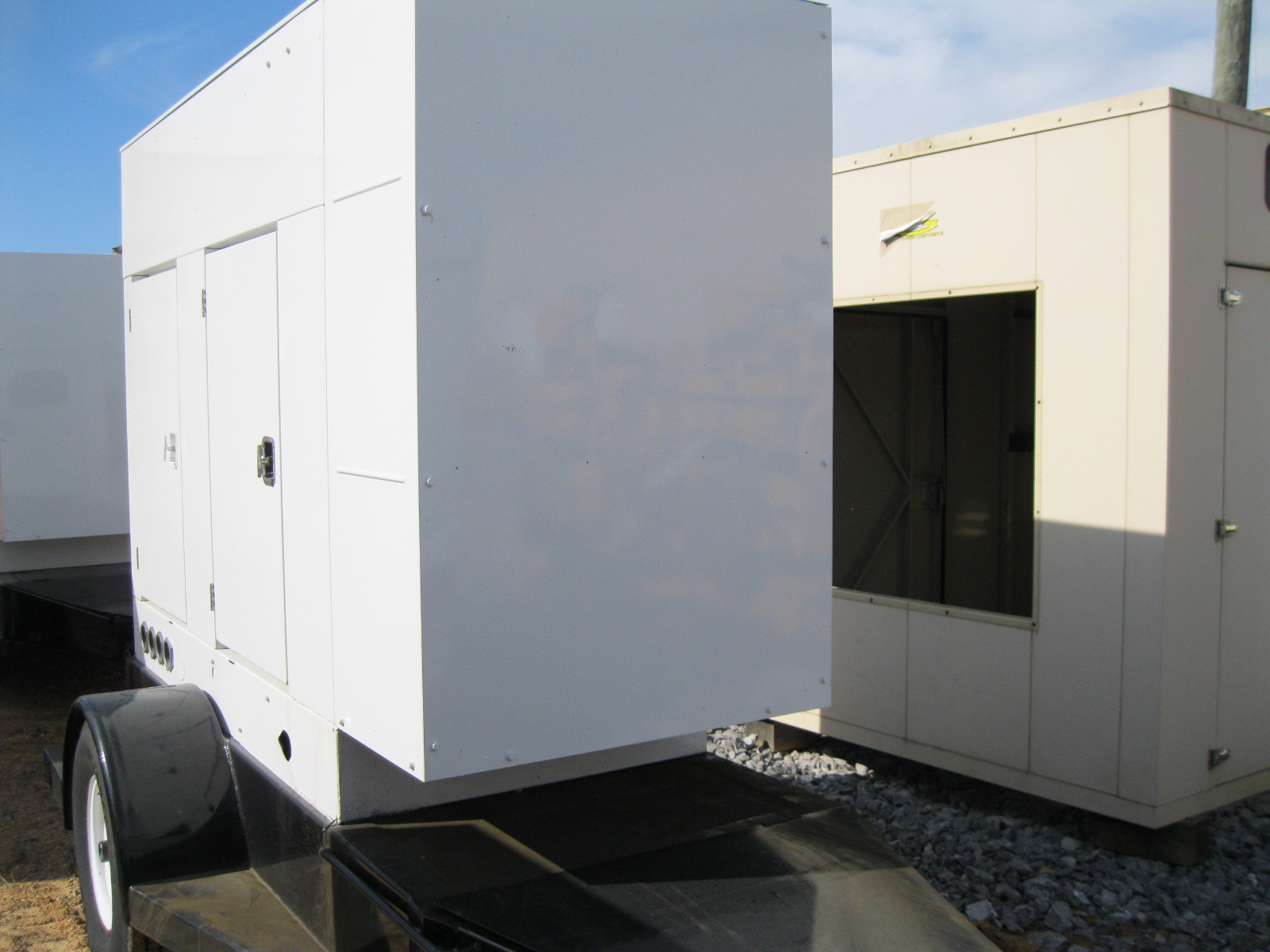 60kW Cummins Mobile Diesel Generator 60DGCB | S/N: F990934003