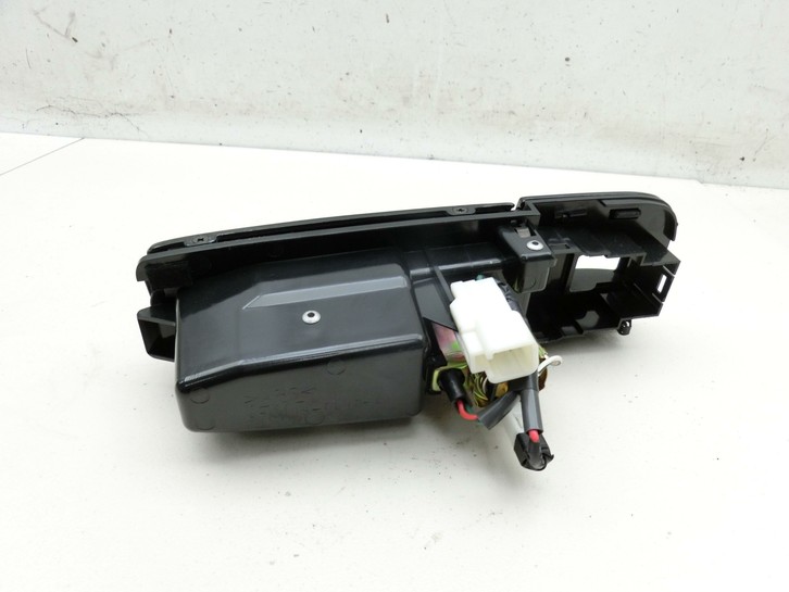 Lexus LS400 94-97 Aschenbecher Ascher Zigarettenanzünder Links Hinten Lexus LS400 94-97 10.12.1996 574135-0010 gebraucht Vorschau 3