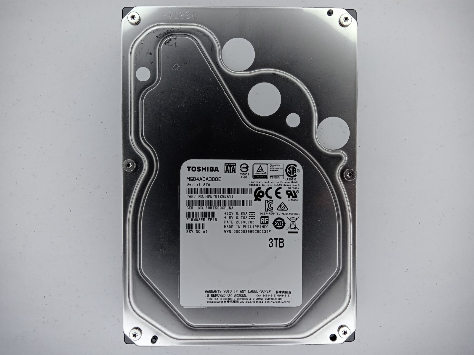 TOSHIBA 3.5インチHDD 3TB MD04ACA300 4台セット 非常に良い TOSHIBA