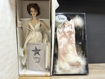 Ashton Drake Mel Odom Gene Marshall Madra ''All About Eve'' Doll & Pink Dress New