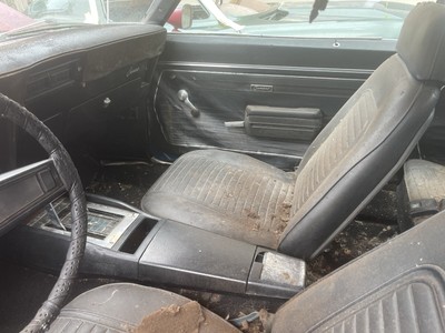 image 2 of interior