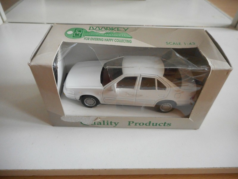 Ahc Nissan Maxima En Blanc Au 1:43 En BoÃ®Te