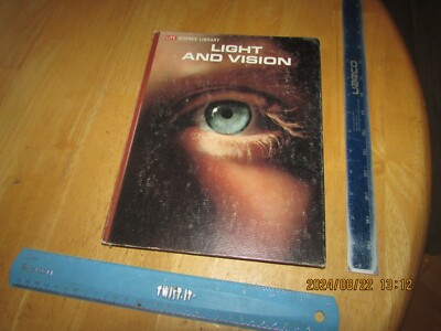Life Science Library - Light and Vision by Mueller & Randolph (1966, Hardcover