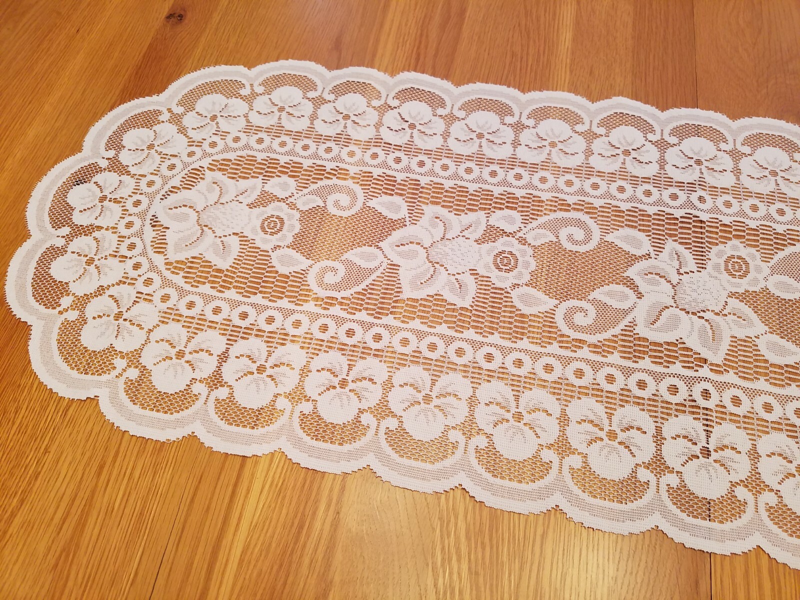 Nice White Lace Table Runner, 42.25