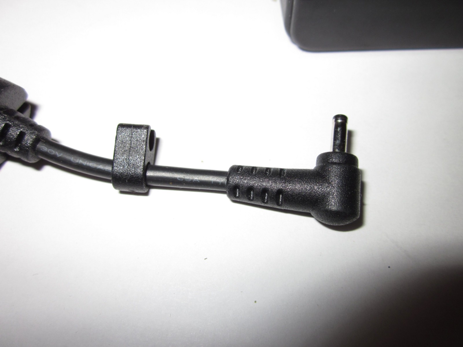 ASUS AC Power Adapter Model EXA1004UH