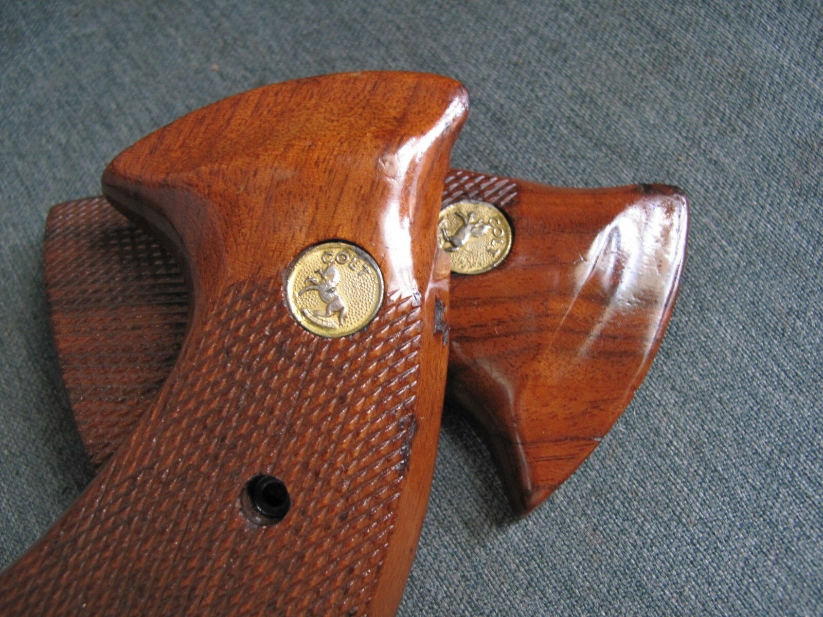 Colt Trooper Revolver Checkered Wood Factory Grips w/Screw.