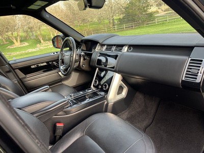 image 12 of interior