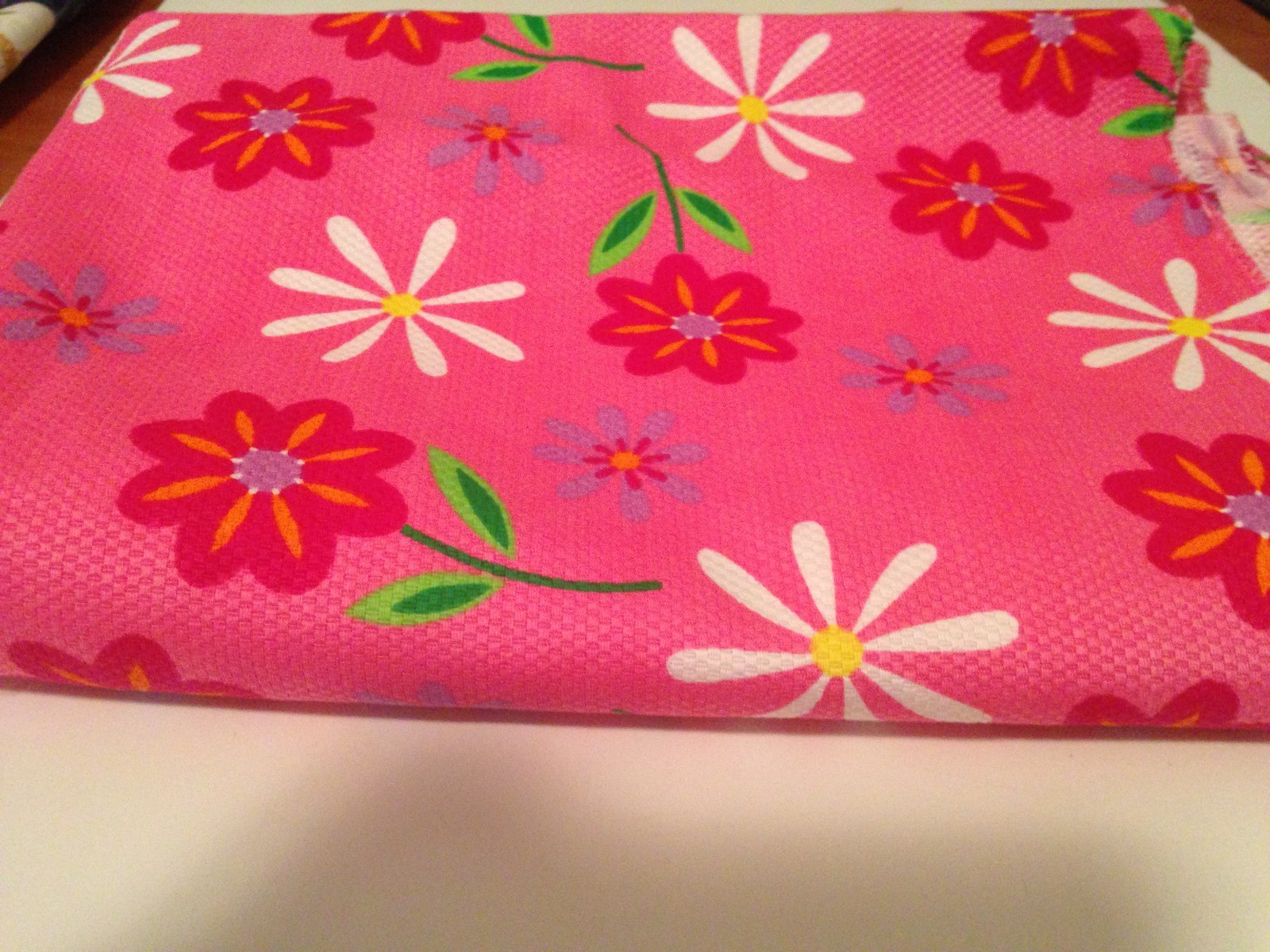 Vintage 70s Mod Flower Power/Groovy Fabric/Yardage Pink/Red/Orange 6 ft x 5 ft