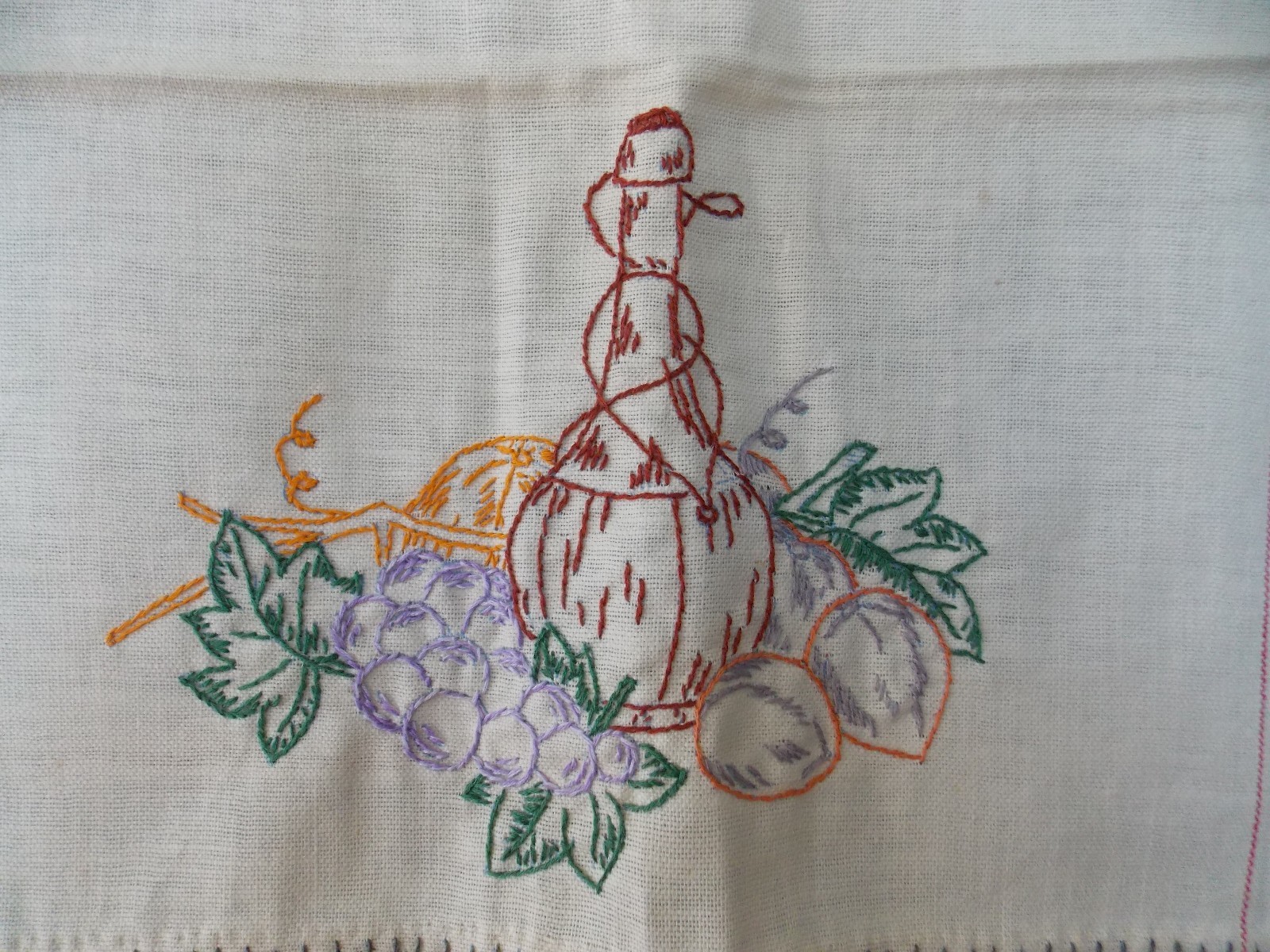 Vintage Handmade Embroidered Tea Towel Wine Bottle Grapes