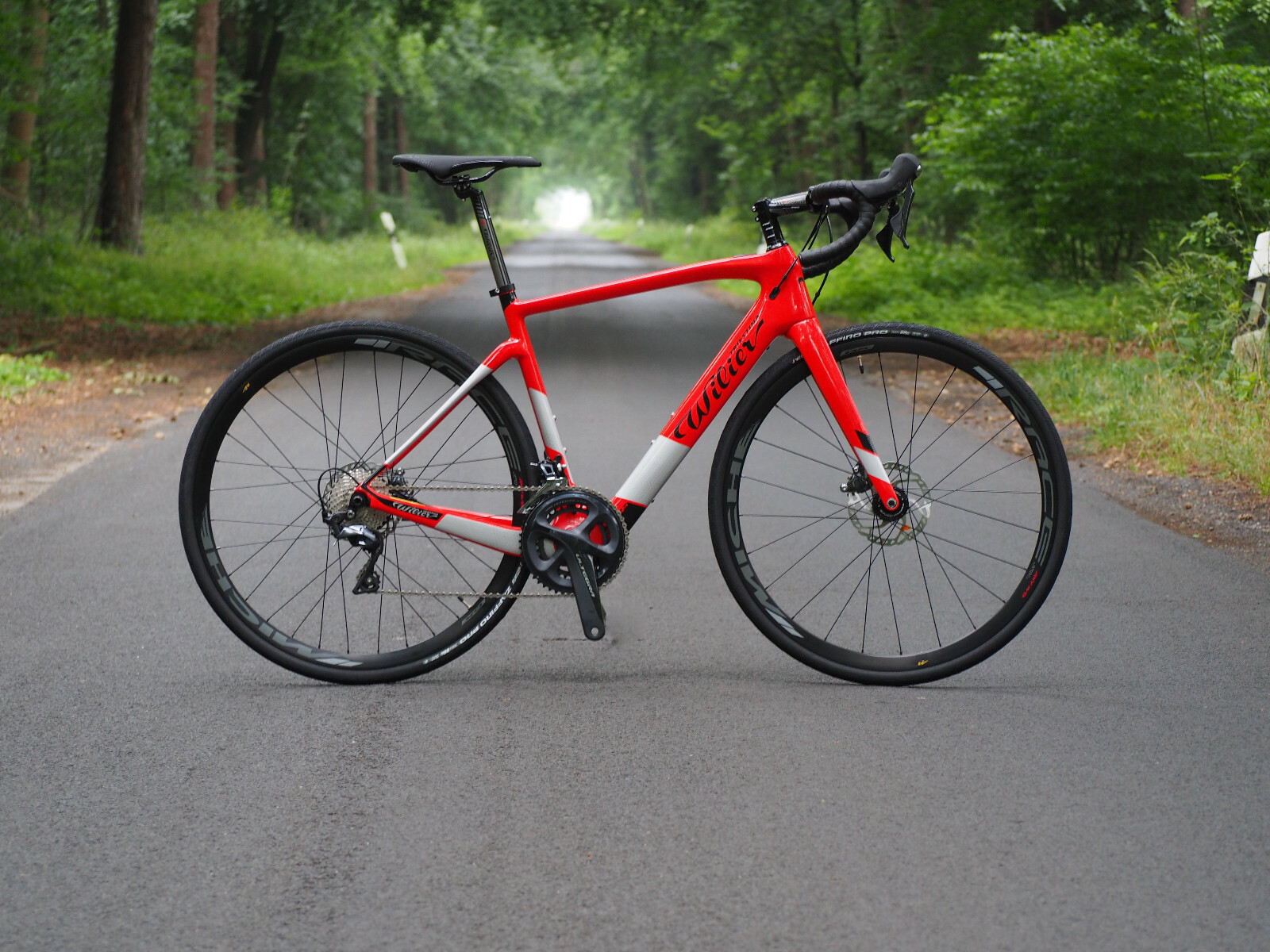 wilier cento 01 hybrid