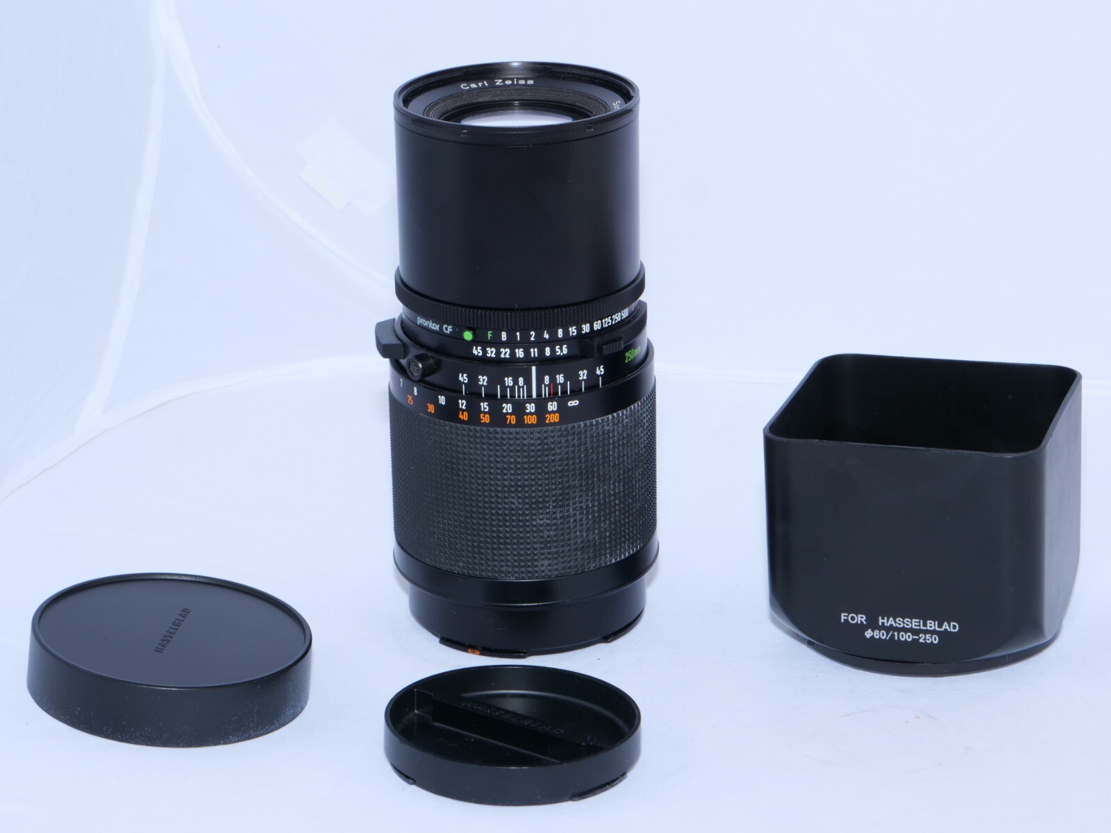 Hasselblad Zeiss Sonnar-CF 250mm f5.6 T* Telephoto Lens Hasselblad Zeiss Sonnar-CF 250mm f5.6 T* Telephoto Lens