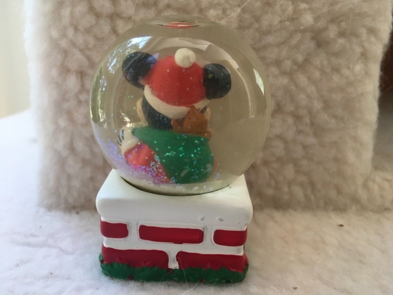 MINIATURE 2010 MICKEY MOUSE SNOW GLOBE BY JCPENNY