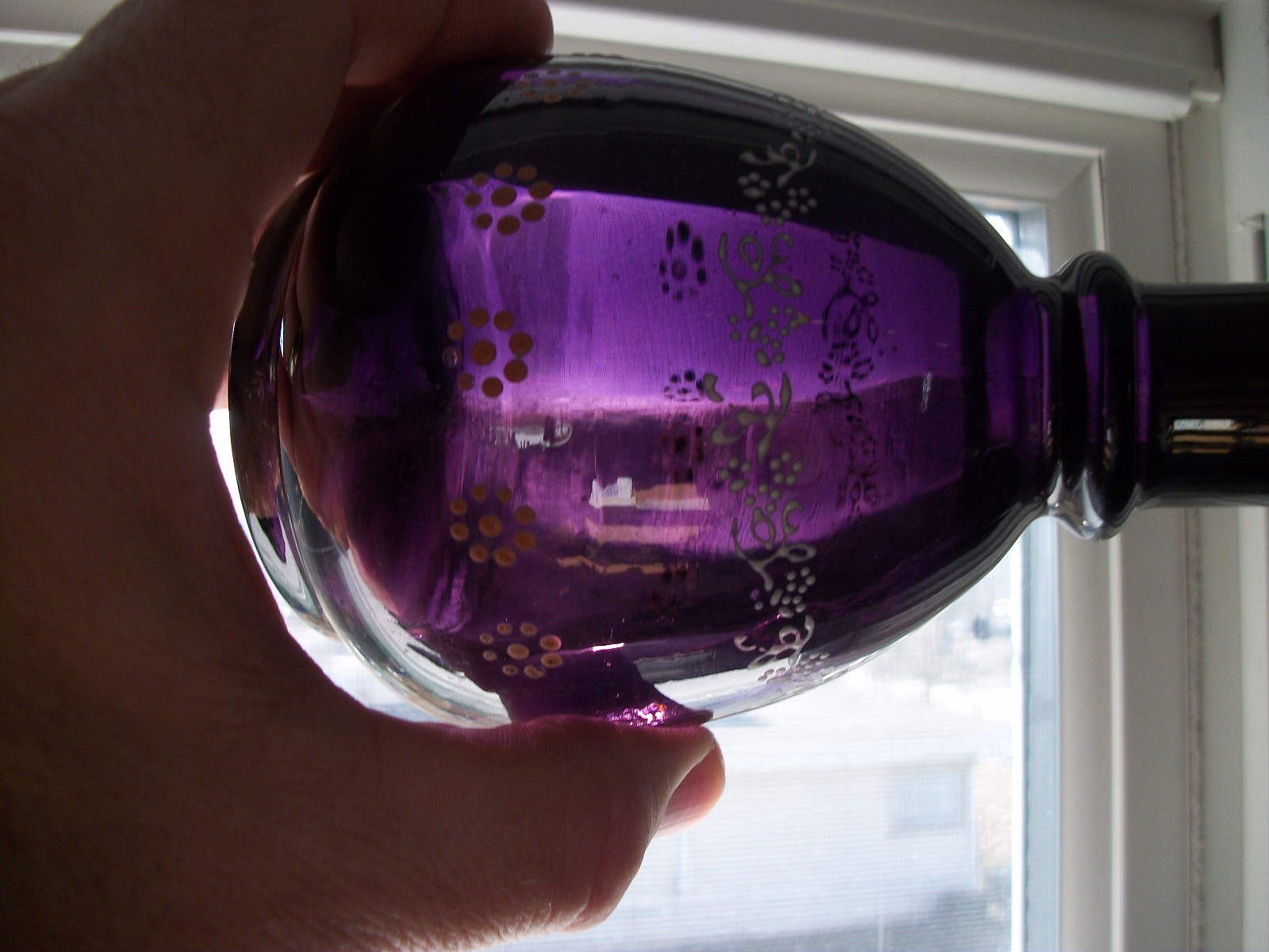 GORGEOUS DEEP VIOLET HAND PAINTED ENAMEL OPEN PONTIL BARBER BOTTLE 19TH CENTURY