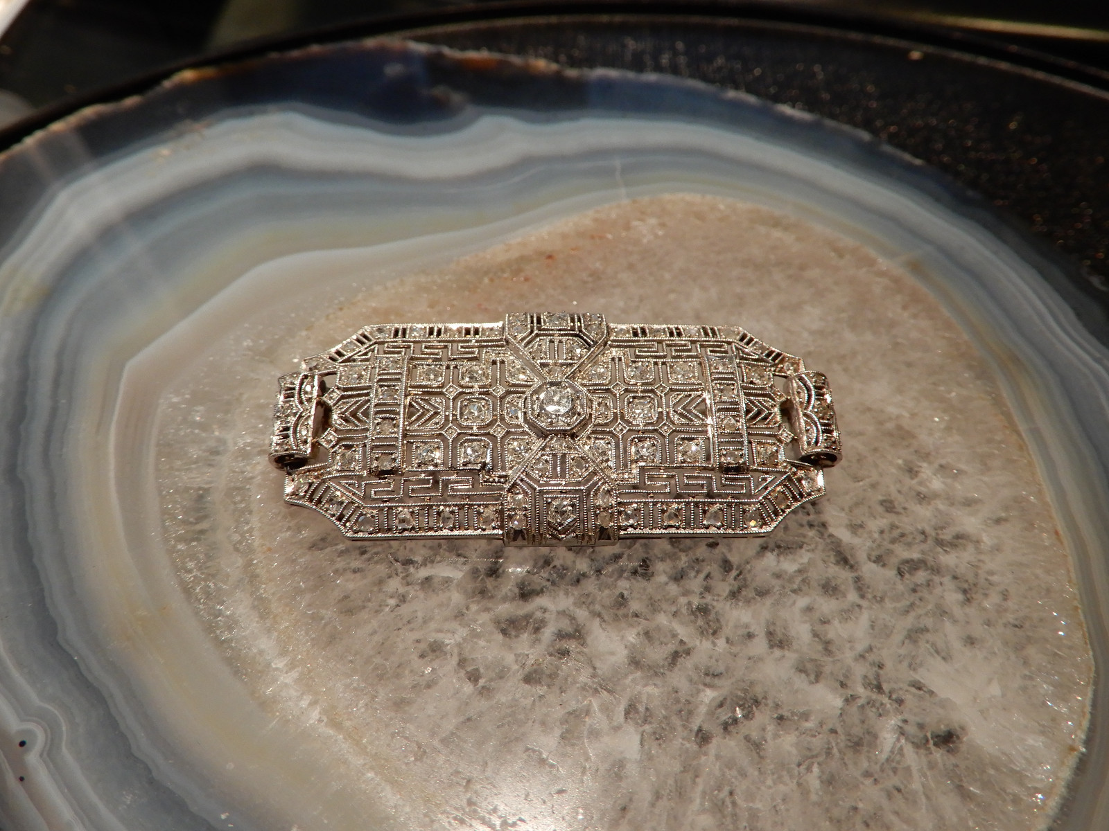 Estate 1920's Art Deco Platinum Pave Diamond Filigree Broach