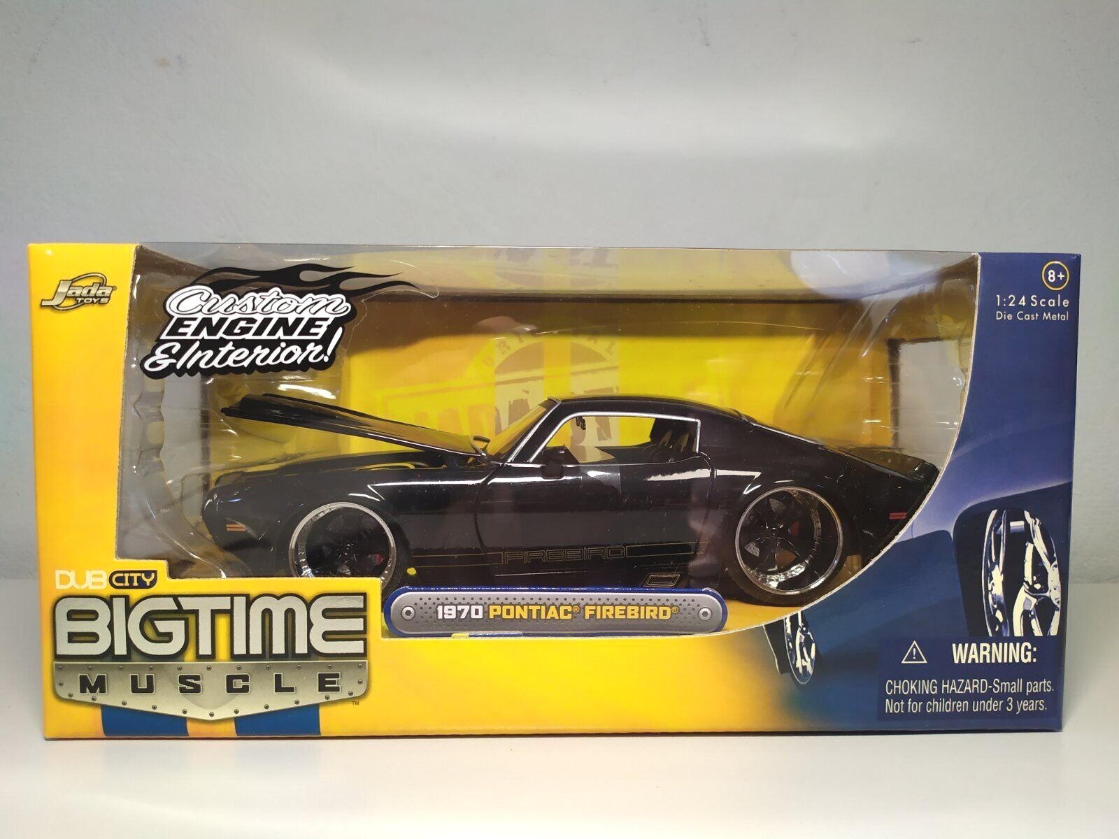 '78 Pontiac Firebird プラスチックキット 1:24　レベル 78 Pontiac Firebird プラスチックキット 1:24 レベル - メルカリ