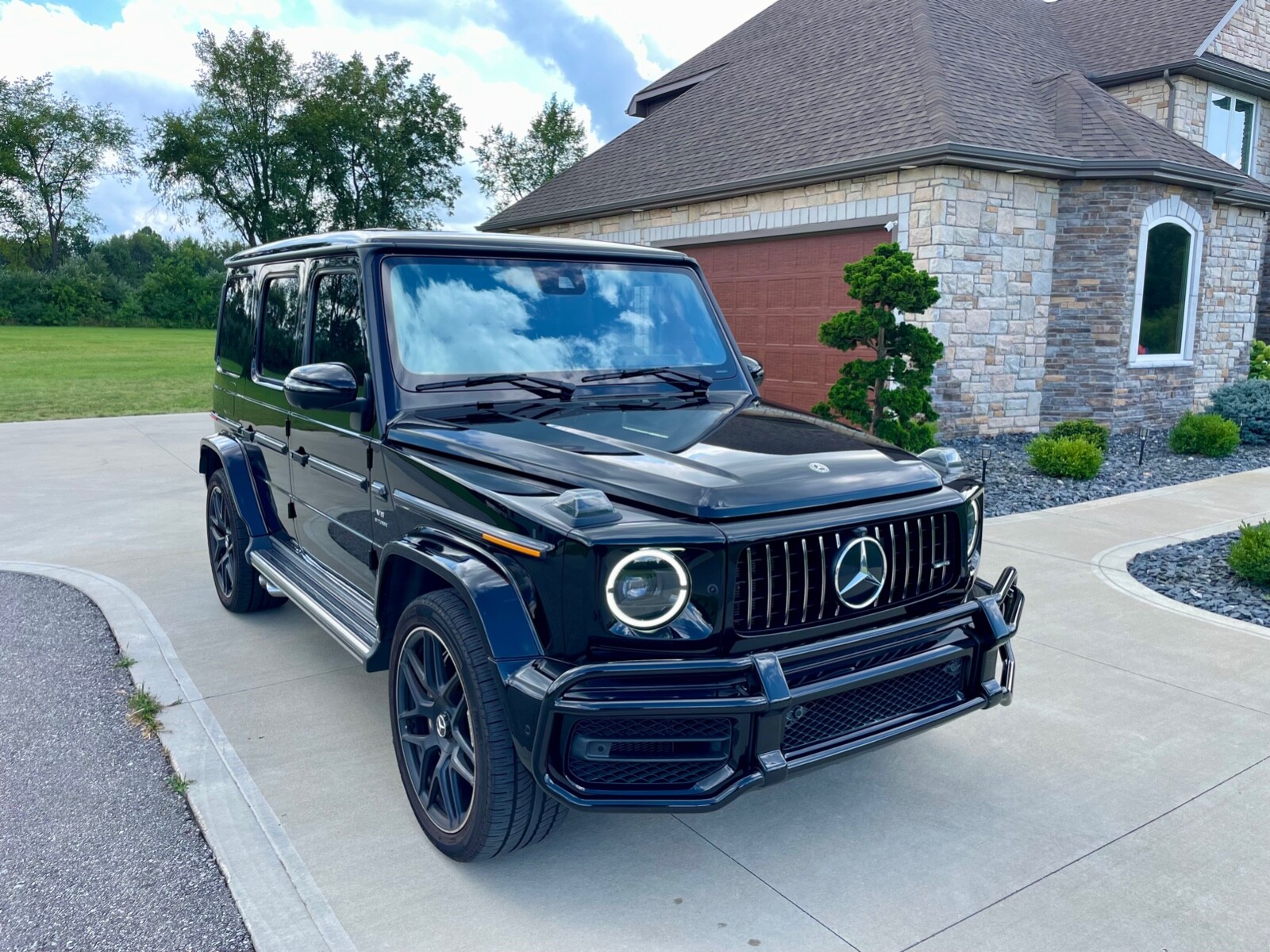 Owner mercedes-benz g63 amg g-class