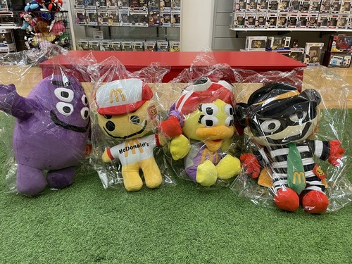 マクドナルド CPFM x McDonald's Set of 4 Plush $_12.JPG?set_id=880000500F