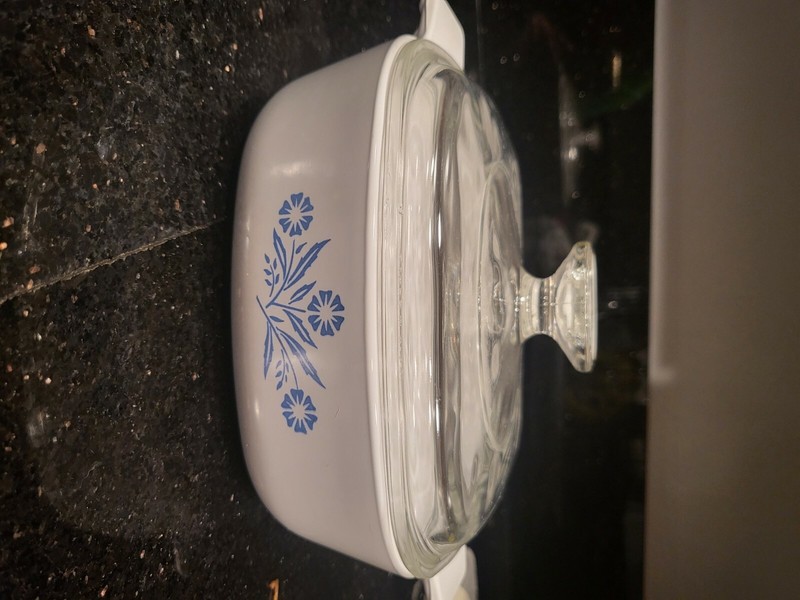 VTG Corning Ware 1 Qt Blue Cornflower Casserole Dish w/Lid