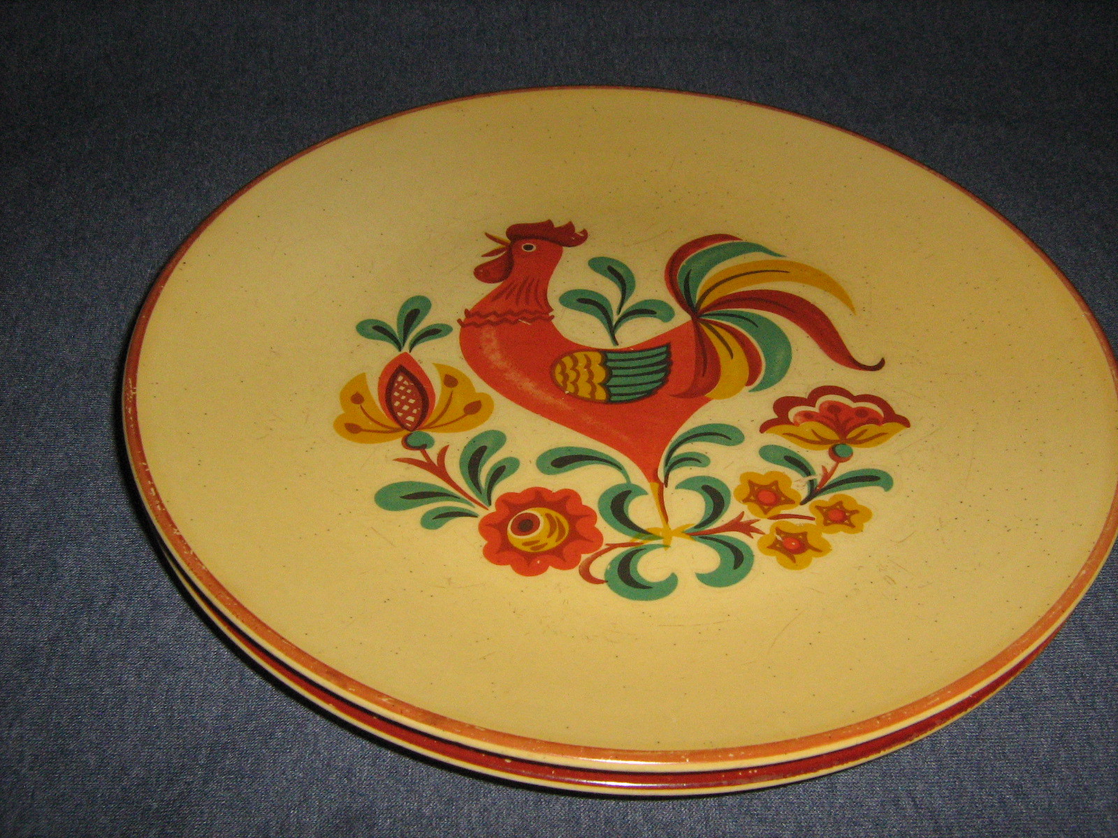 2 Vintage Taylor Smith Taylor Reveille Rooster Yellow  10.5