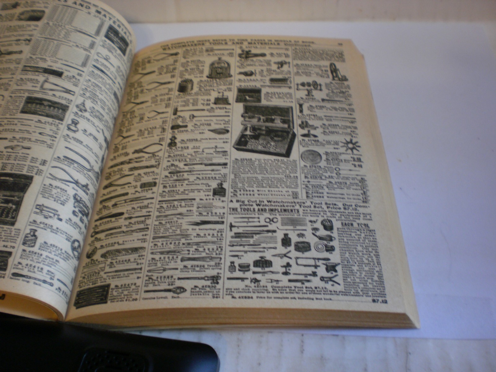 SEARS ROEBUCK and CO. 1909 Fall Catolog Consumer Guide Vintage Reprint 1979