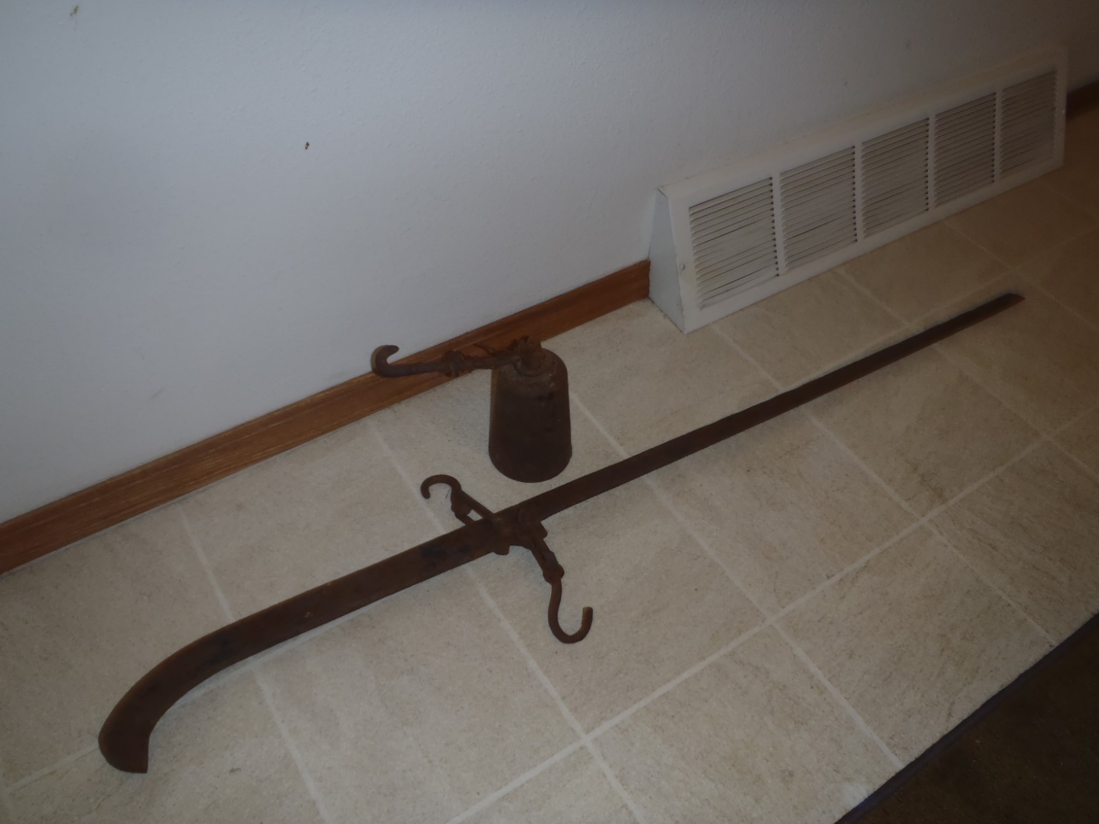 RARE VINTAGE CAST IRON SCALE,COCONUT,TOBACCO,GRAINS,SEEDS SCALE