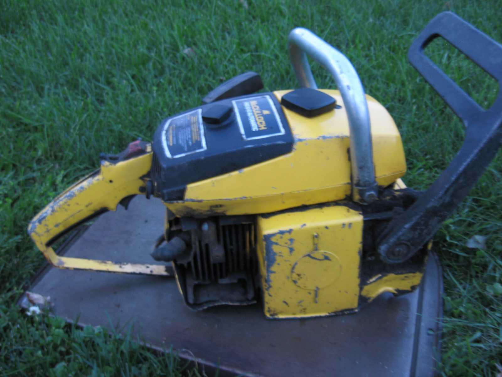 Vintage McCulloch Pro Mac 10-10 Chainsaw