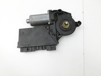VW Touareg 7L 06-10 Fensterhebermotor Links Vorne VW Touareg 7L 06-10 18.05.2007 7L0959701N 0130821764 3D1959793B... Vorschau 5