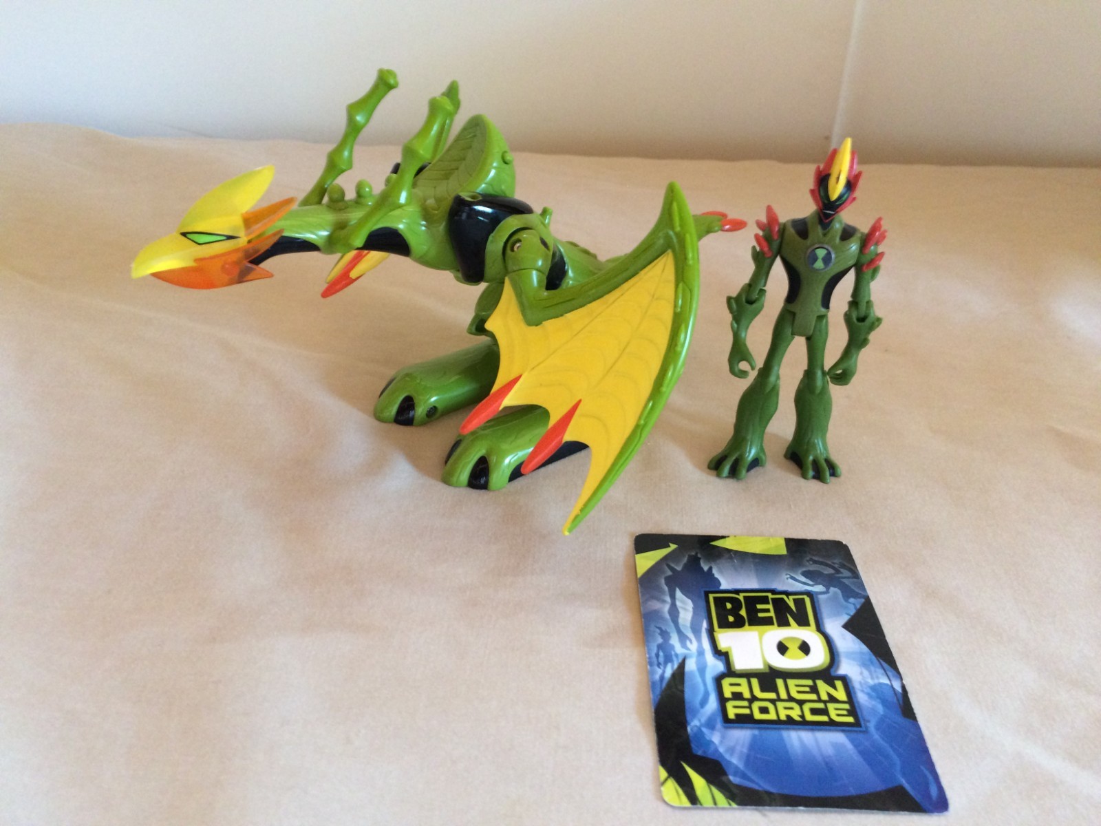 Ben 10 Ben Ten Swampfire 4