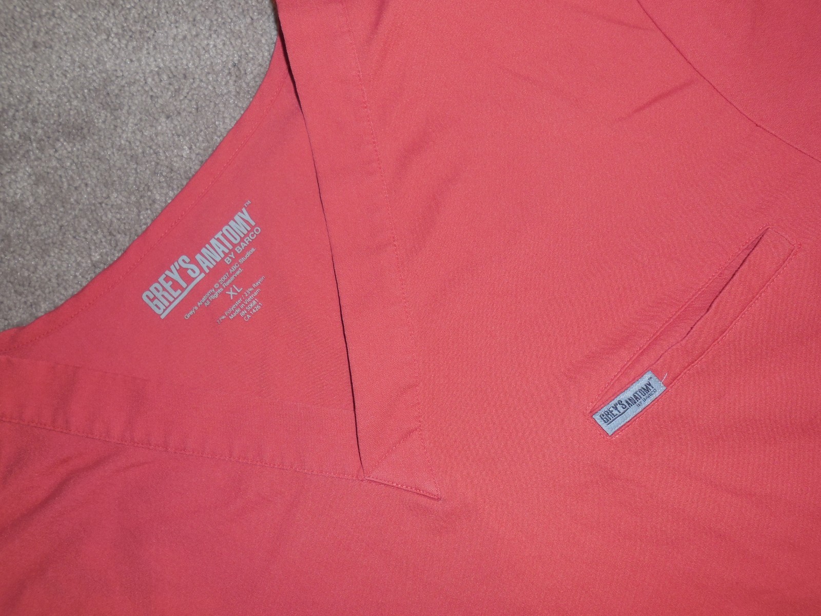 Womens Greys Anatomy Scrub Top Size XL