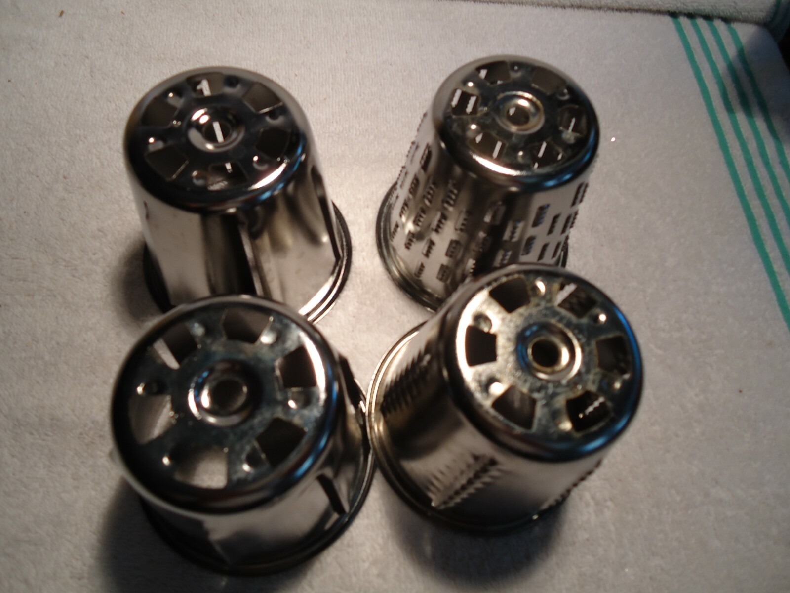 Set of 4 Kitchen Aid  Slicer Shredder Attachment replacement Cones 1 Shaft