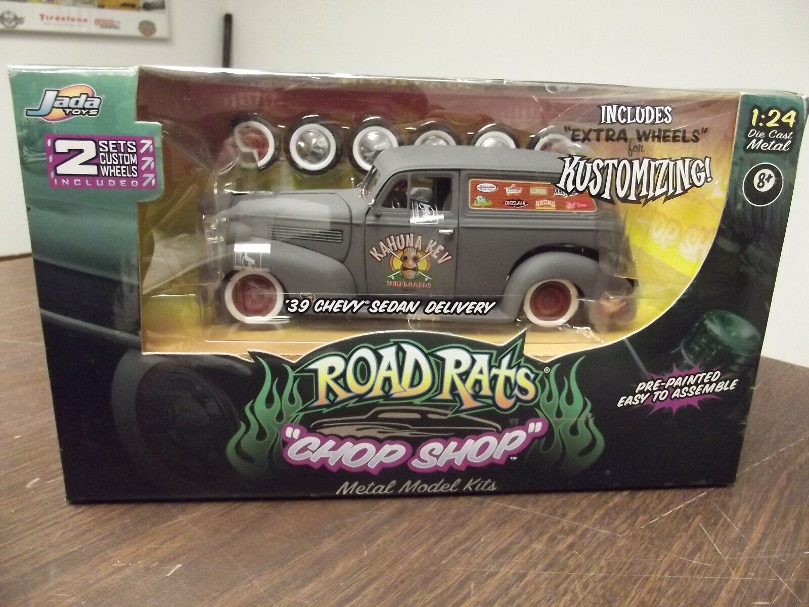 Jada Toys Road Rats Chop Shop 1939 Chevy Sedan Delivery 1:24 Jada Toys Road Rats Chop Shop 1939 Chevy Sedan Delivery 1:24