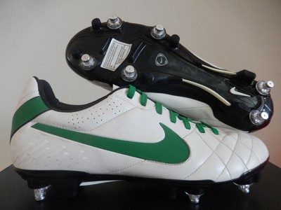 nike tiempo cleats womens