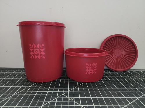 2 Pc Vintage Tupperware Red Canister Set Tulip Quilt Lid 809 2 Pc Vintage Tupperware Red Canister Set Tulip Quilt Lid 809