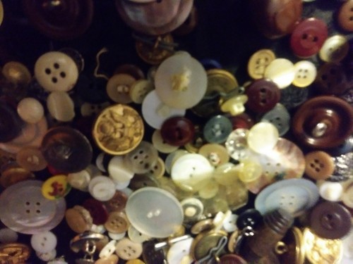 Nice Mixed Lot of over 300 Vintage Buttons Military and More All sizes