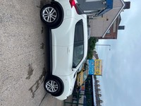 NISSAN JUKE 1.5 dCi Diesel Tekna 5dr White