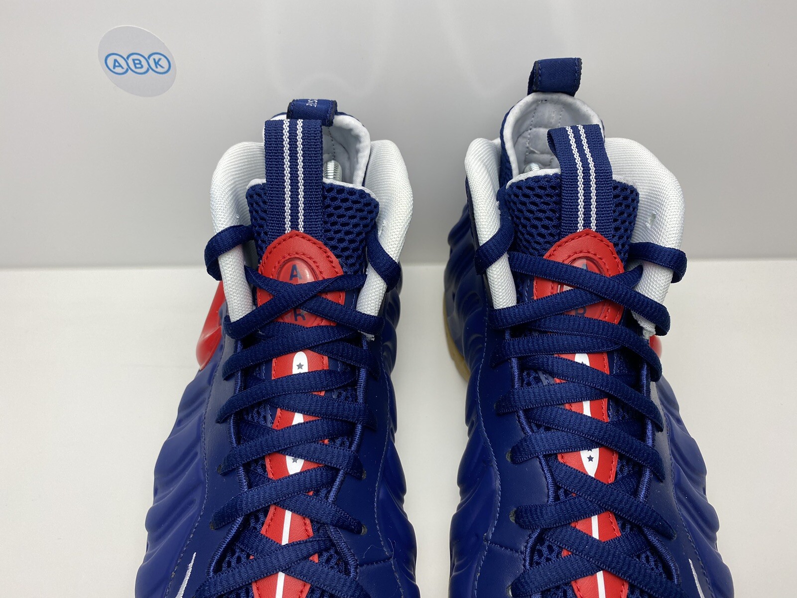 red and blue foams 2019