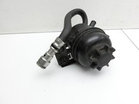 BMW X1 E84 LCI 12-15 Servo Behälter Servobehälter Servoleitung BMW X1 E84 LCI 12-15 29.10.2012 32416851218 6851218... Vorschau 2